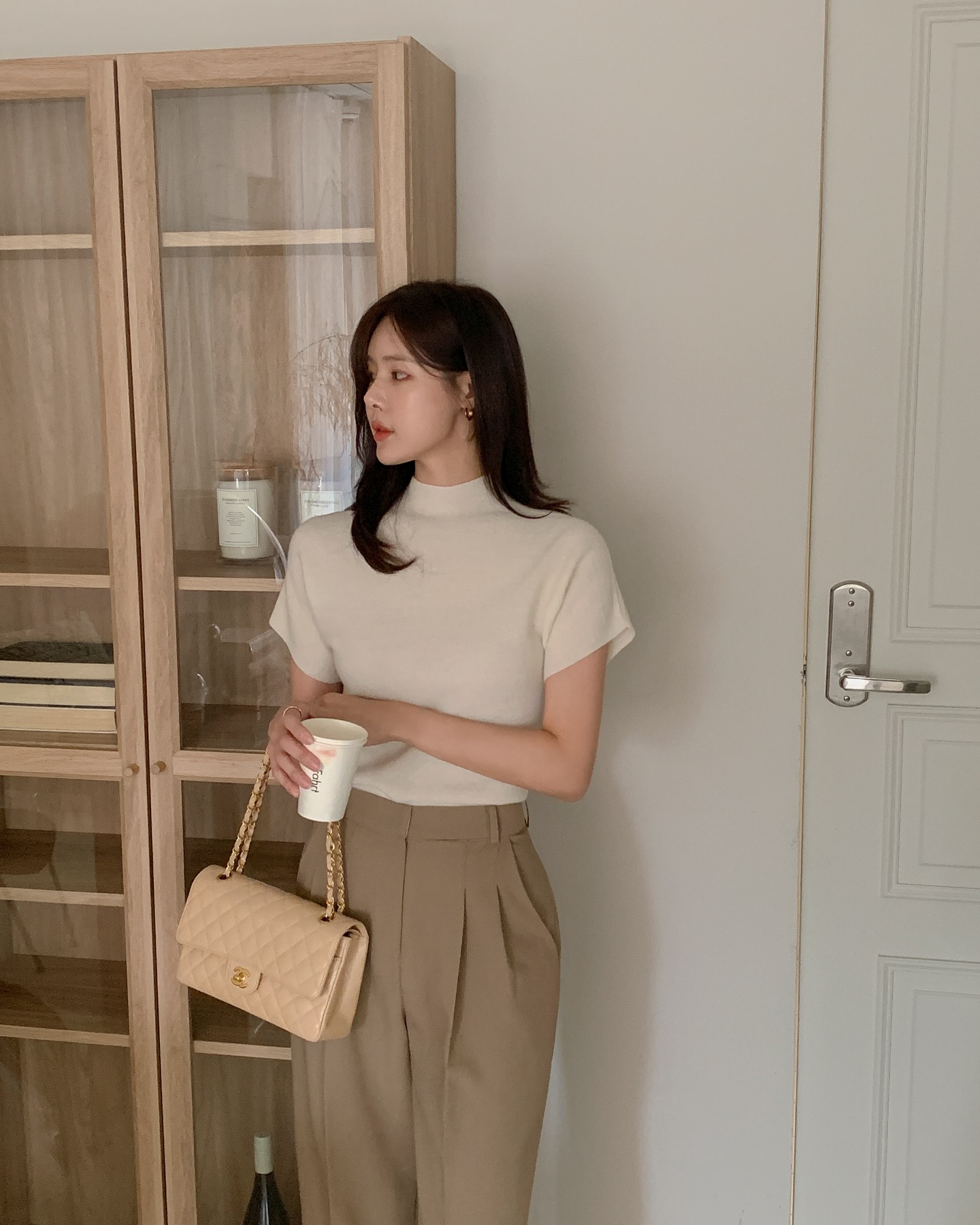 phối đồ áo thun tối giản 5