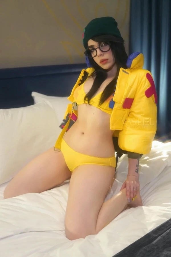ảnh cosplay Châu Âu 4